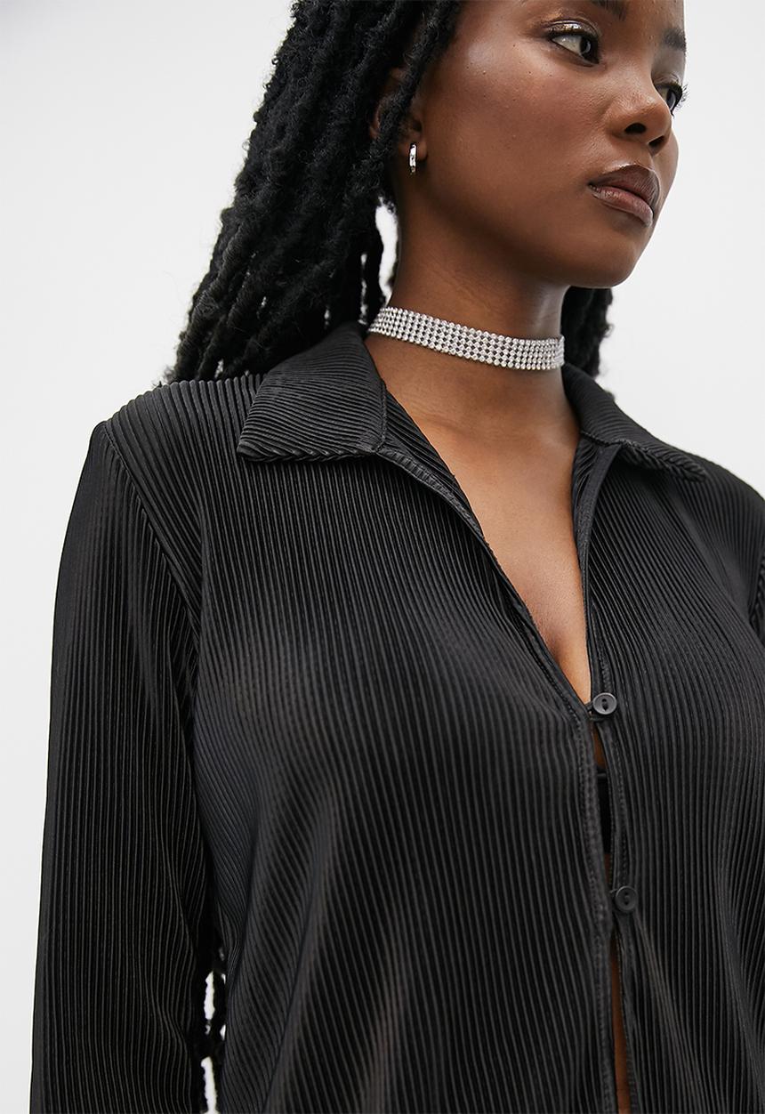 VELVET - Plisse shirt - black