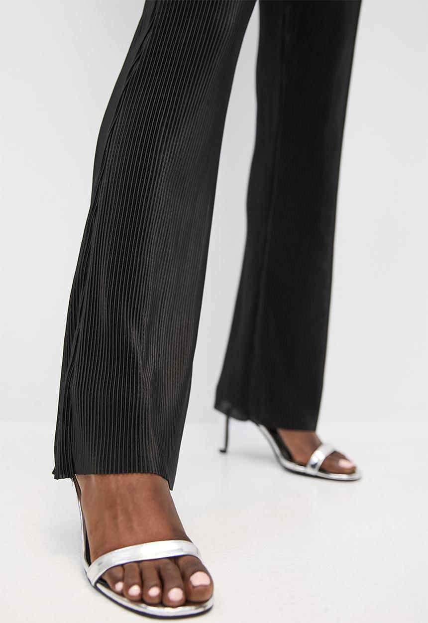 VELVET - Plisse pants - black
