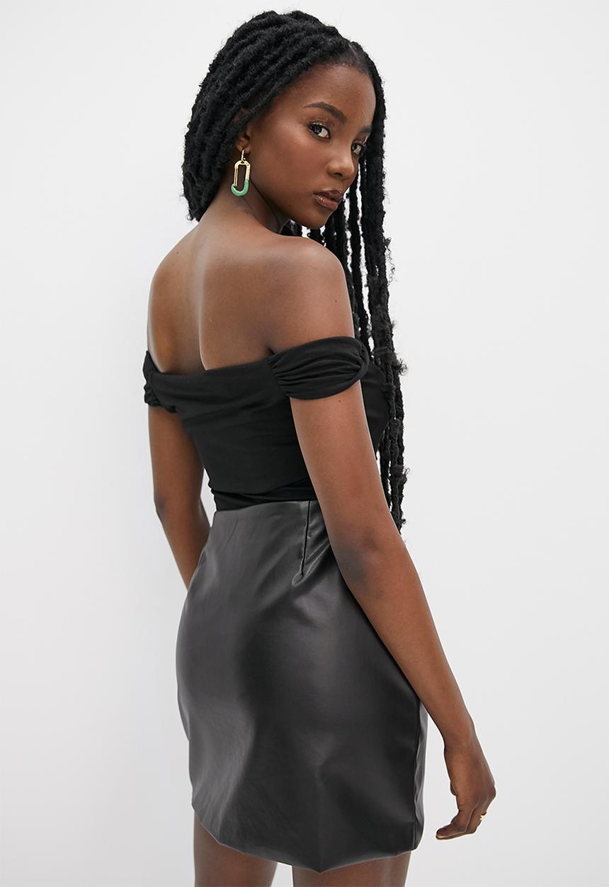 VELVET - Off shoulder ruched top - black
