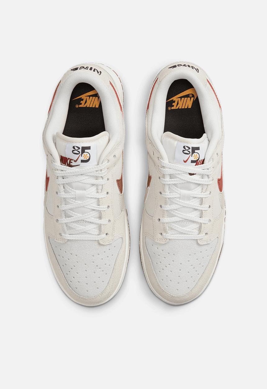 Nike - Dunk Low SE 85 - summit white/phantom-cinnabar-off noir