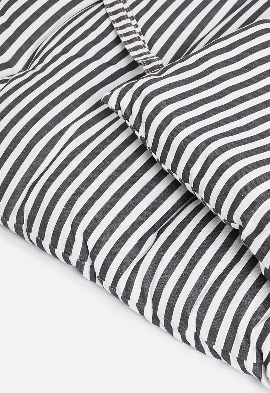 Sixth Floor - Kinni outdoor french roll - Black & White
