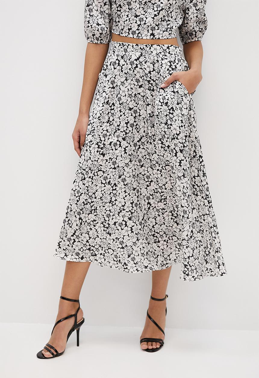 MILLA - Co-ord printed satin circle skirt - retro mono floral