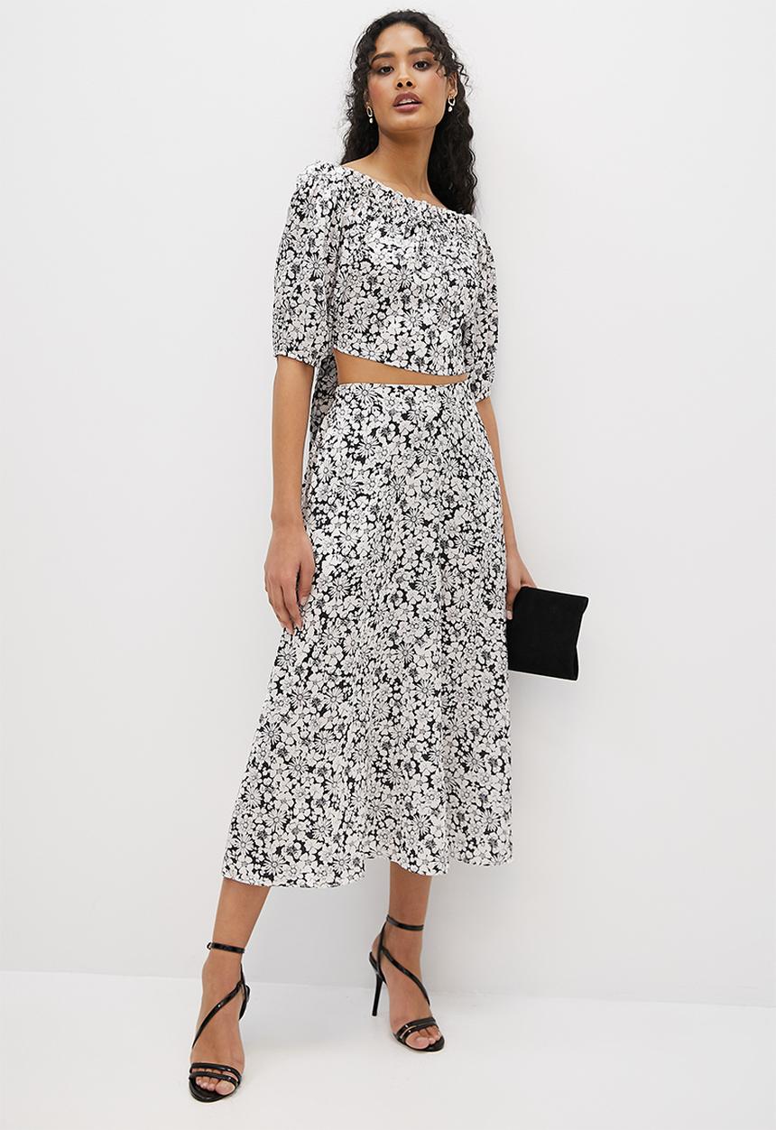 MILLA - Co-ord printed satin circle skirt - retro mono floral