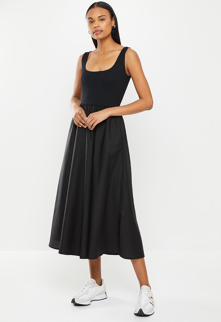 Me&B - Flare dress - black