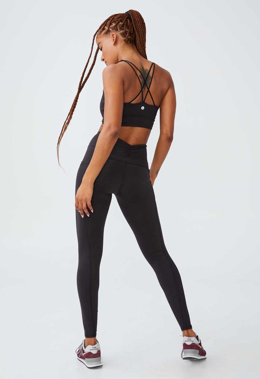 Cotton On - Ultra soft strappy crop - black