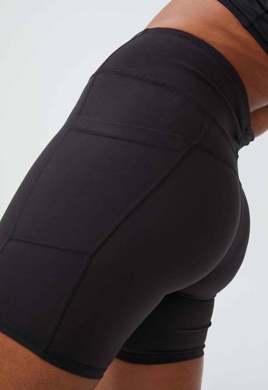 Cotton On - Ultra soft booty lift pocket bike short - black
