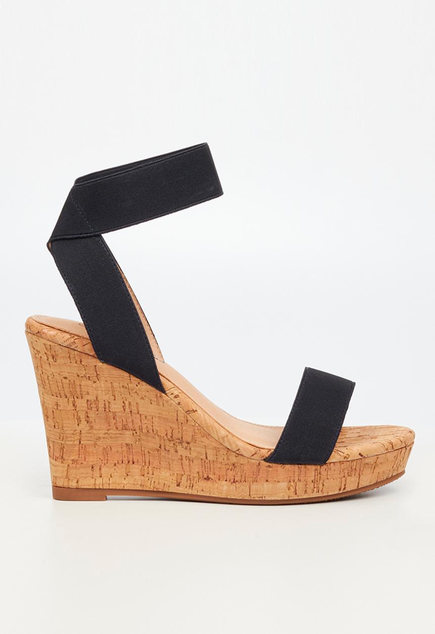 Butterfly Feet - Debra 1 wedge heel - black