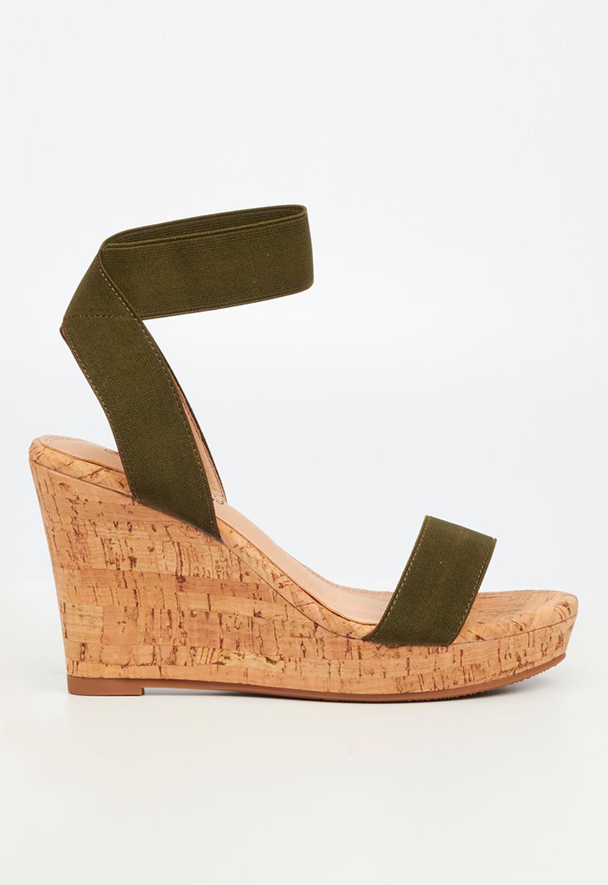 Butterfly Feet - Debra 1 wedge heel - olive