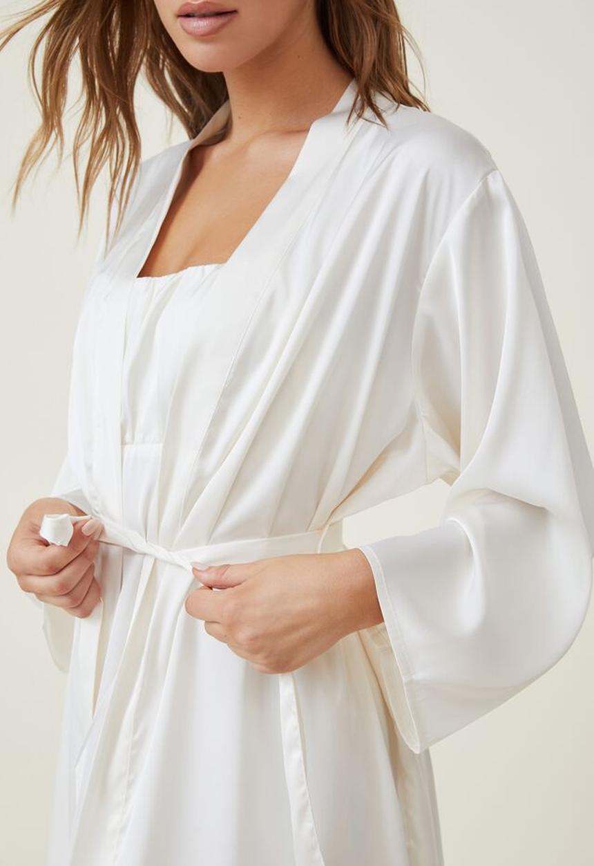 Cotton On - Bridal satin robe - coconut milk
