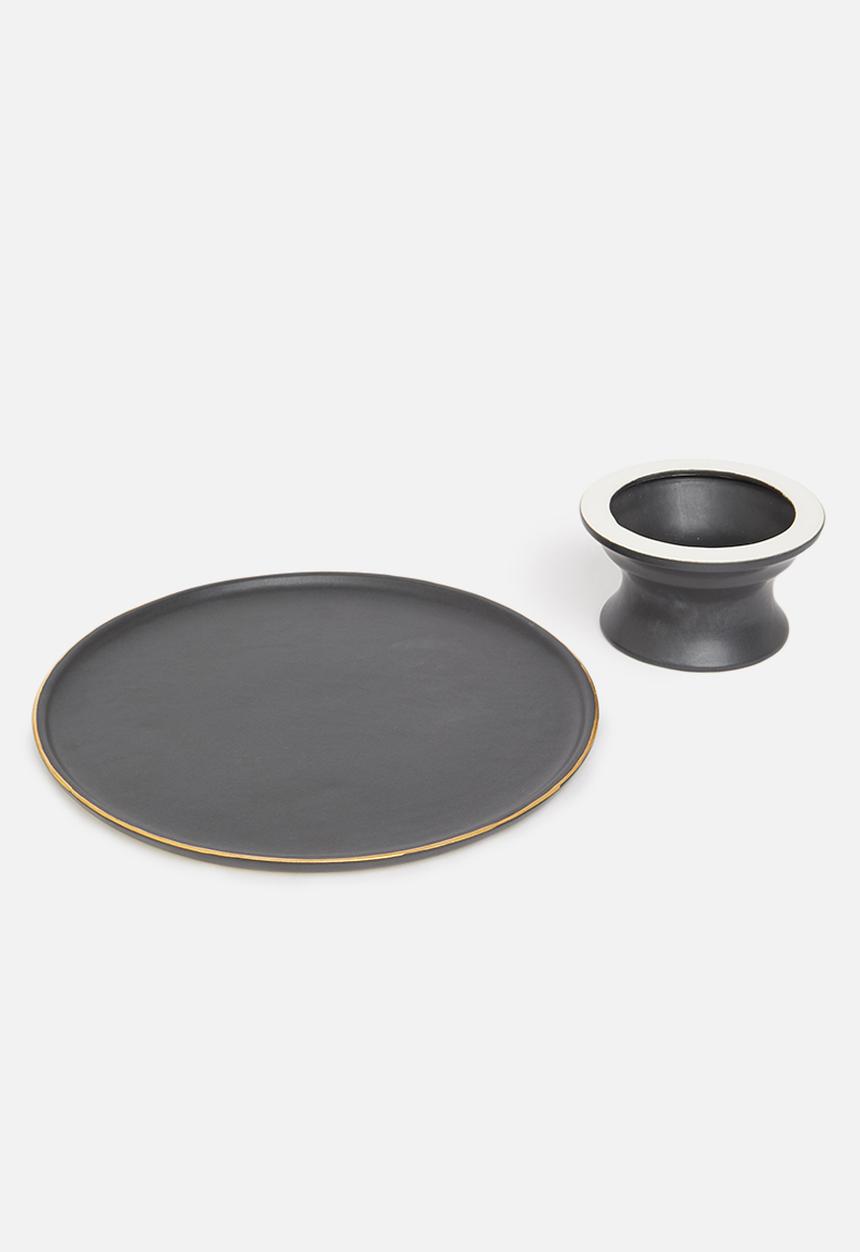 Urchin Art - Calanthea cake stand - black & gold