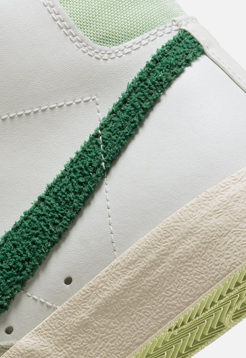 Nike - Wmns nike blazer mid '77 vntg - summit white/gorge green-light silver