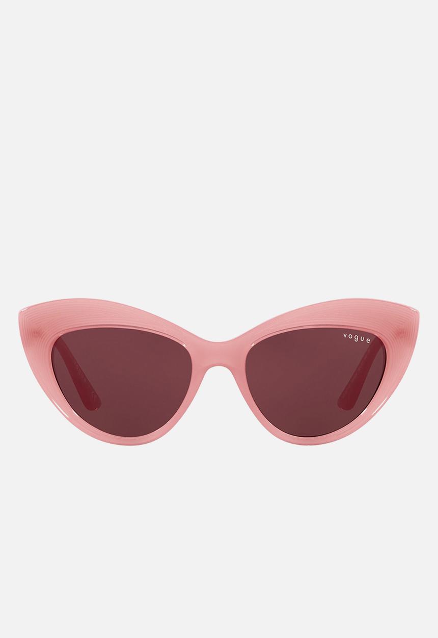 Vogue Eyewear - Vogue cat eye sunglasses - opal pink