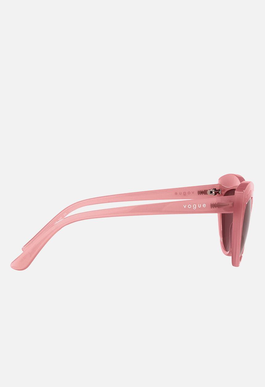 Vogue Eyewear - Vogue cat eye sunglasses - opal pink