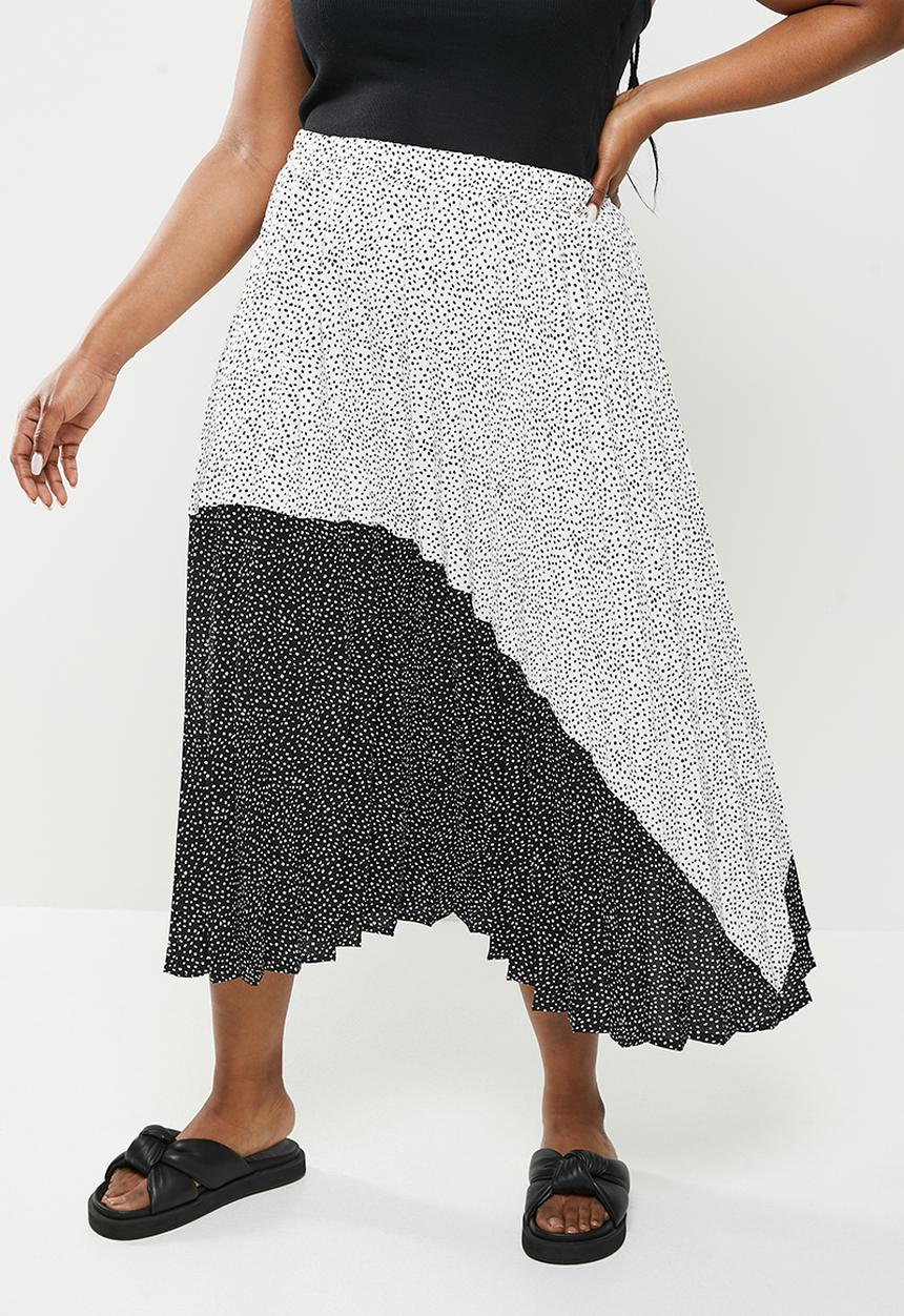 Me&B - Plus printed sunray pleated skirt  - white & black