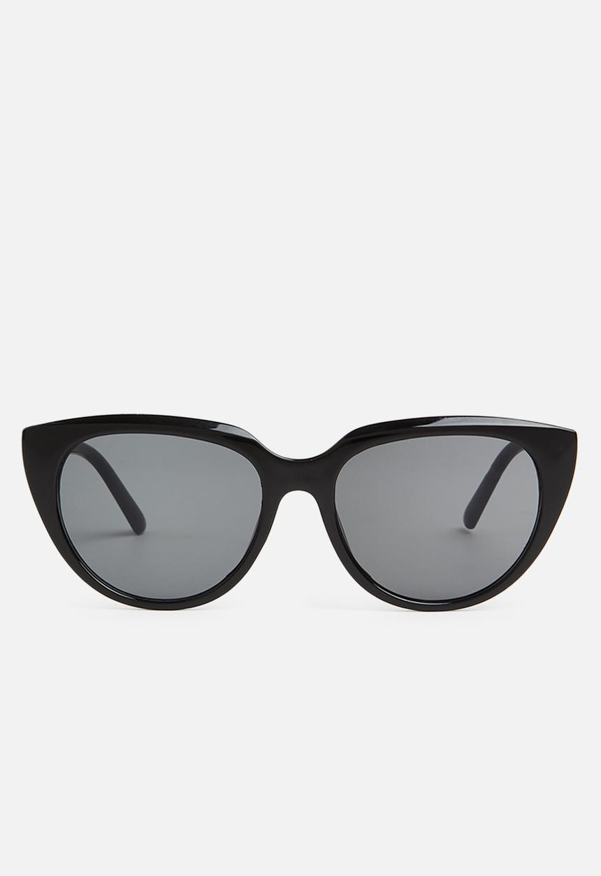 Superbalist - Kelly cateye sunglasses - black