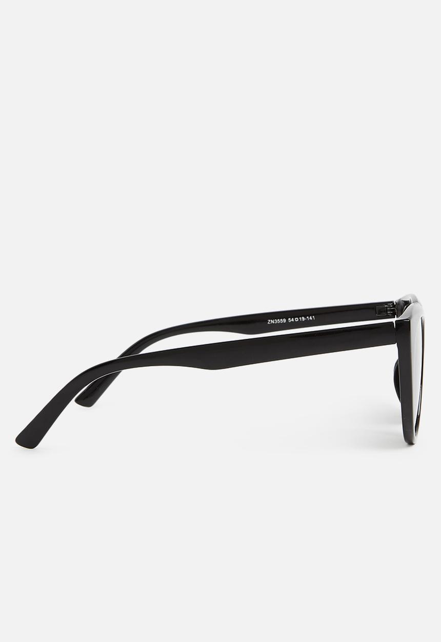 Superbalist - Kelly cateye sunglasses - black