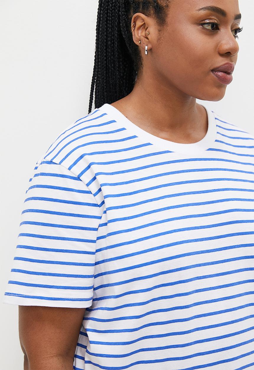Superbalist - Basic crew aop tee - blue & white