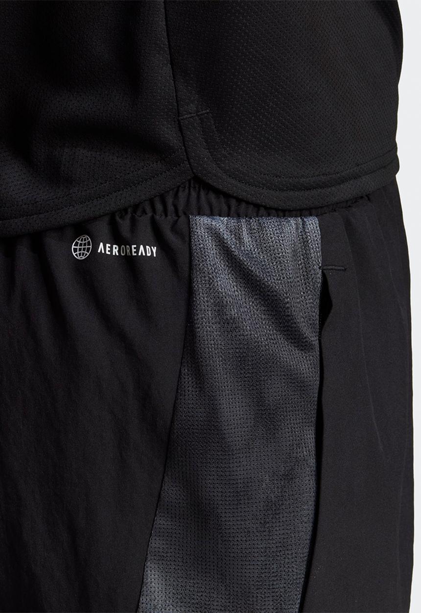 adidas Performance - D4M AEROREADY HIT Graphic Training Shorts - black & white