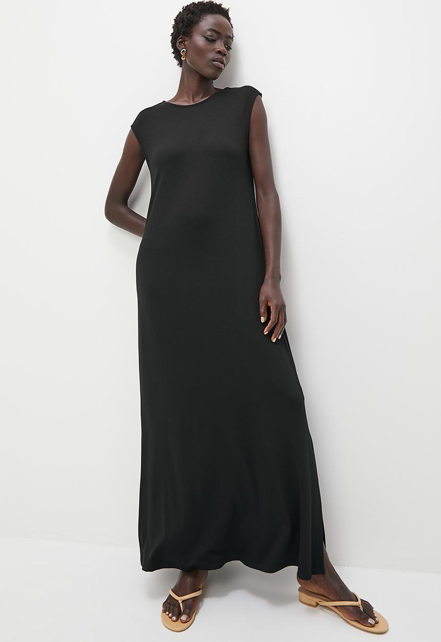 edit - Slit detail a-line knit maxi - black