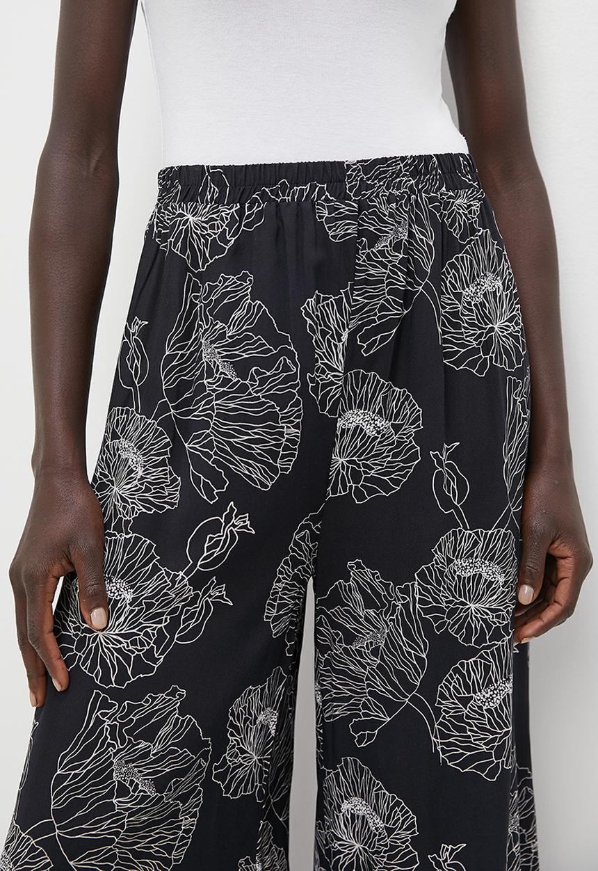 edit - Woven printed wide leg - black & white
