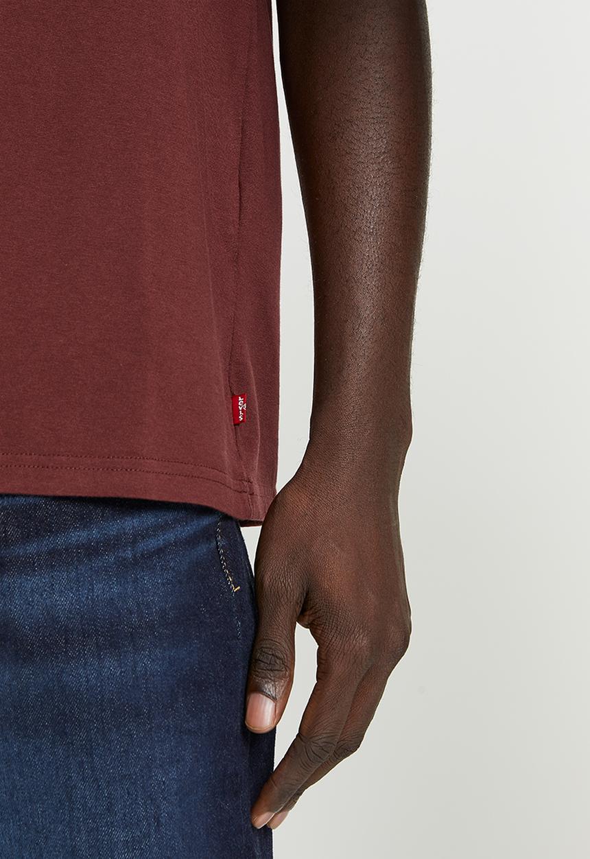 Levi’s® - Short sleeve relaxed fit tee - burgundy