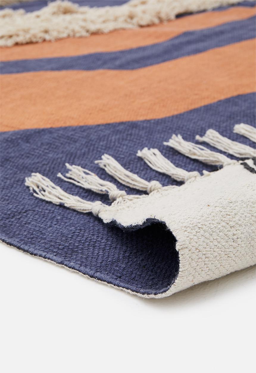 Superbalist - Lulama Wolf tufted rug - Injongo III