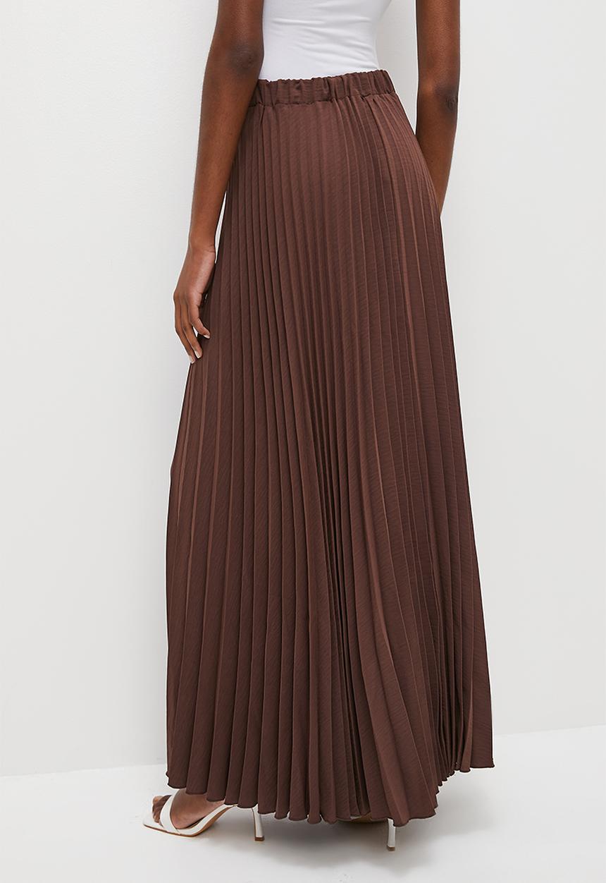 VELVET - Pleated maxi skirt - choc
