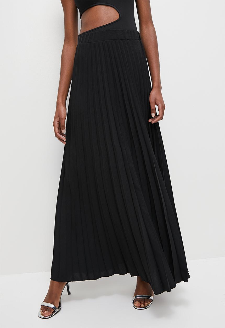 VELVET - Pleated maxi skirt - black