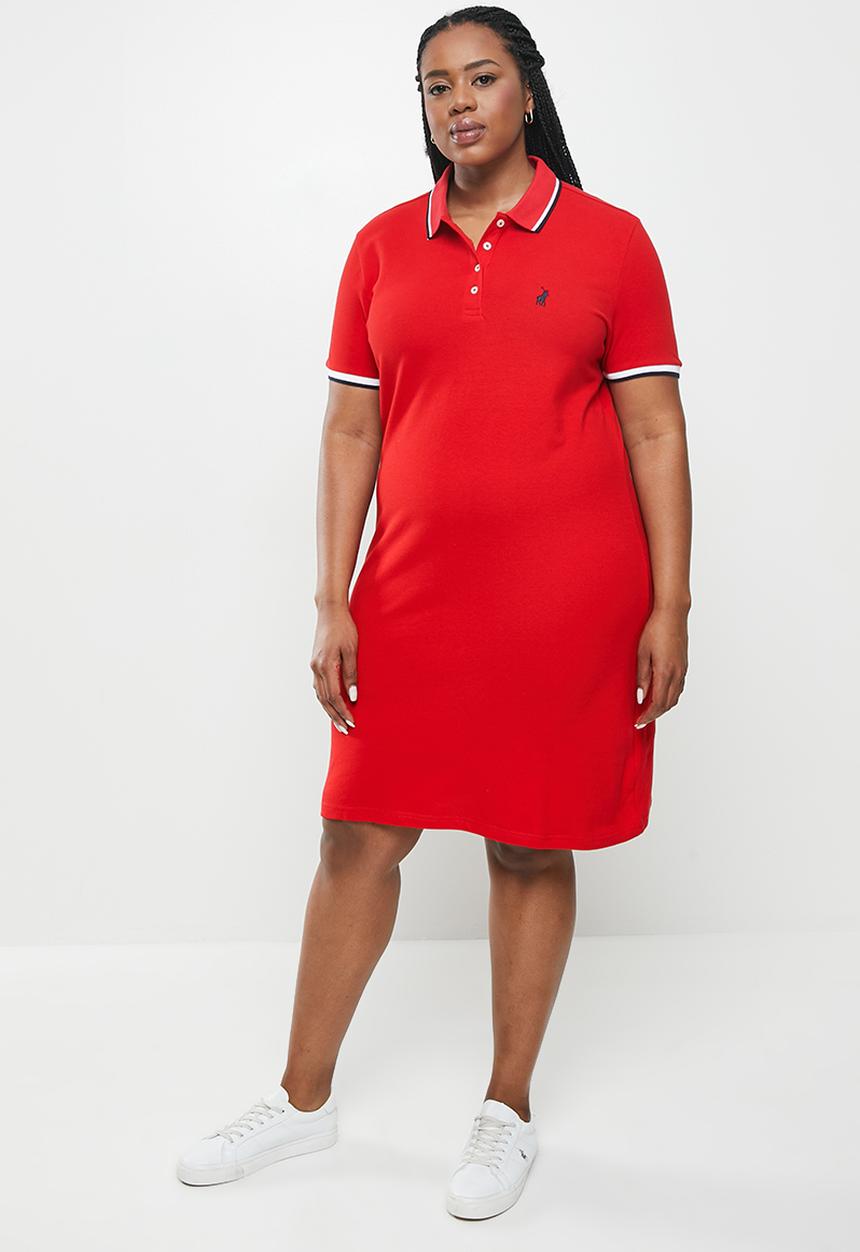 POLO - Plus leigh essential short sleeve stretch golfer dress - red