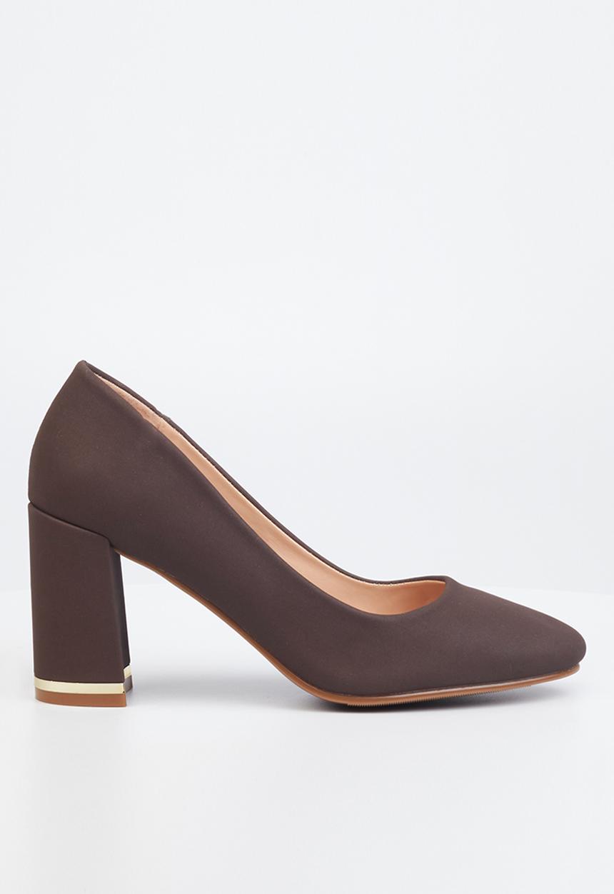 Butterfly Feet - Kiara 1 court block heel - chocolate