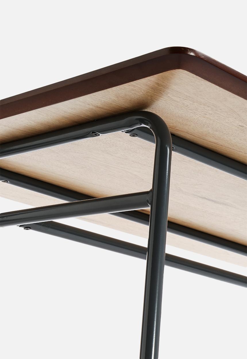 Nomad Home - Ant Table