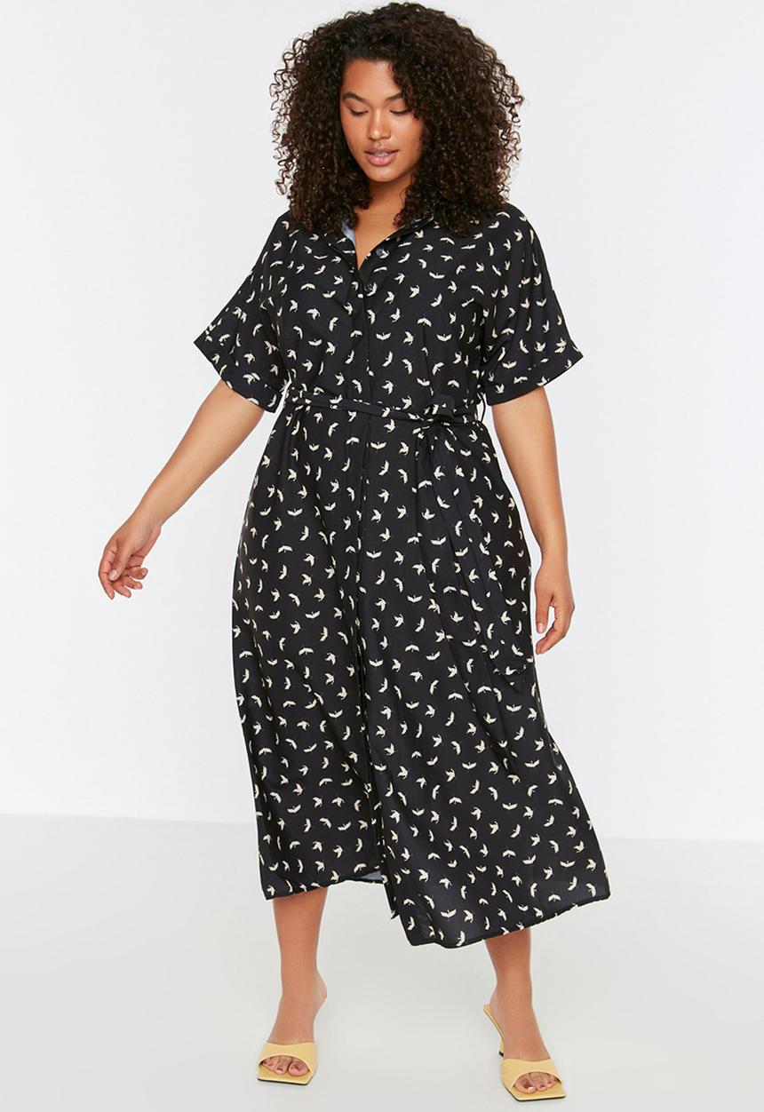 Trendyol - Plus patterned belted slit detailed woven dress - black