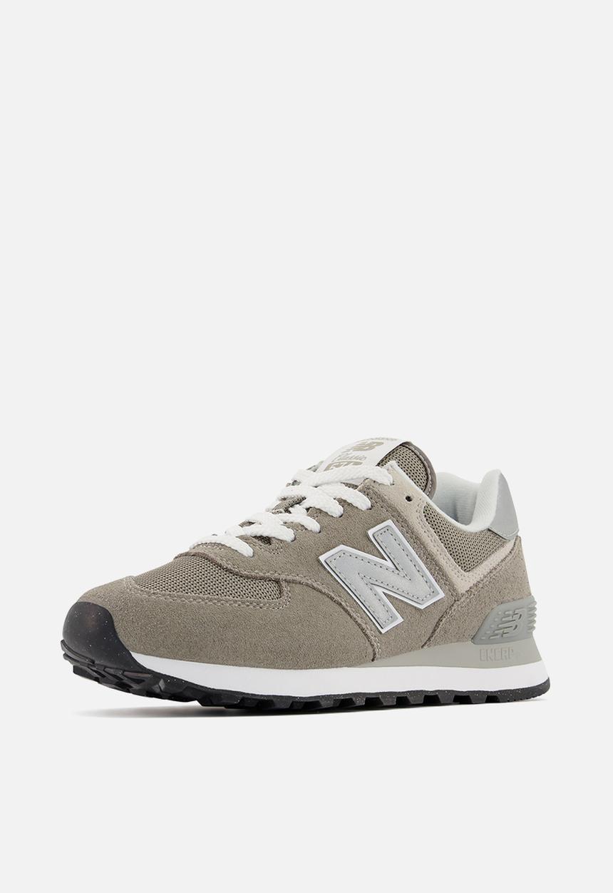 New Balance  - 574 v3 - evergreen pack - grey