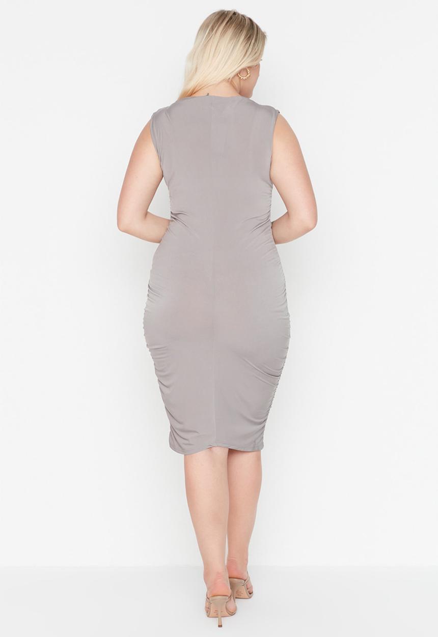 Trendyol - Plus ruched sleeveless dress - mink
