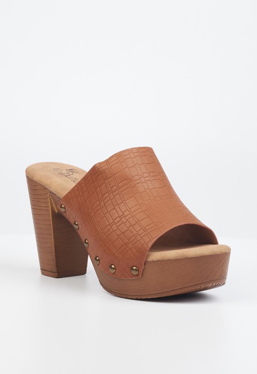 Butterfly Feet - Kayla 2 mule clog heel - tan