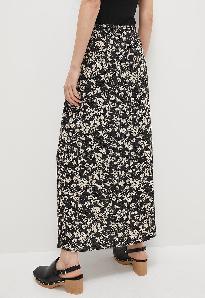 Superbalist - Button down midi - black based spring ditsy
