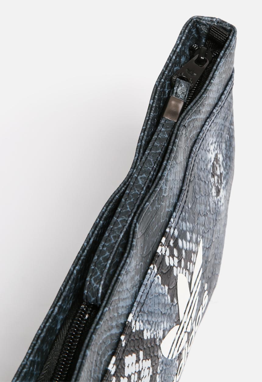 adidas Originals - LA Clutch