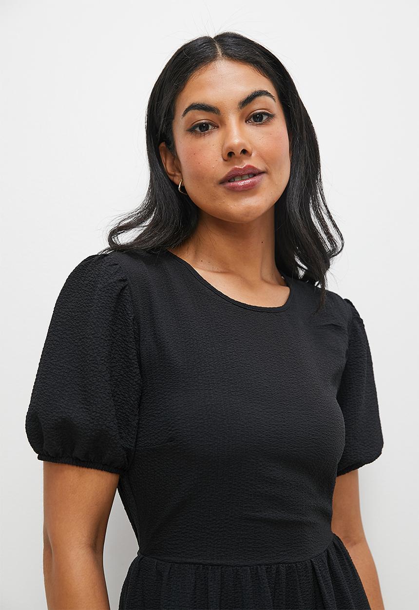 MILLA - Tiered open back midi dress - black