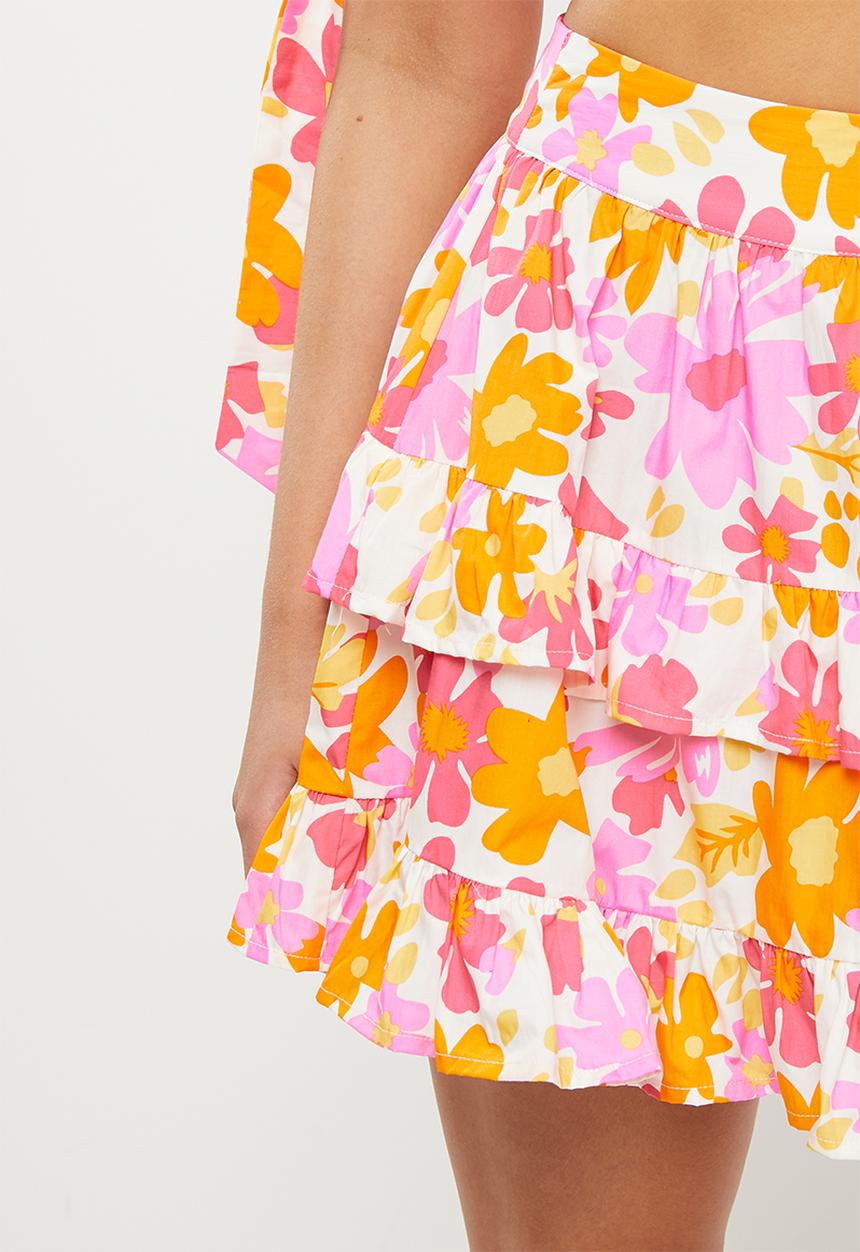 Glamorous - Bright daisy print tiered mini skirt coord - multi