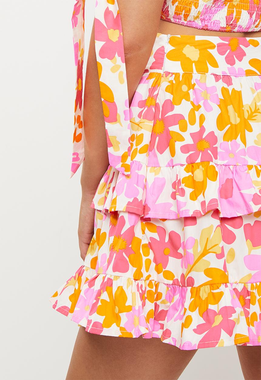 Glamorous - Bright daisy print tiered mini skirt coord - multi