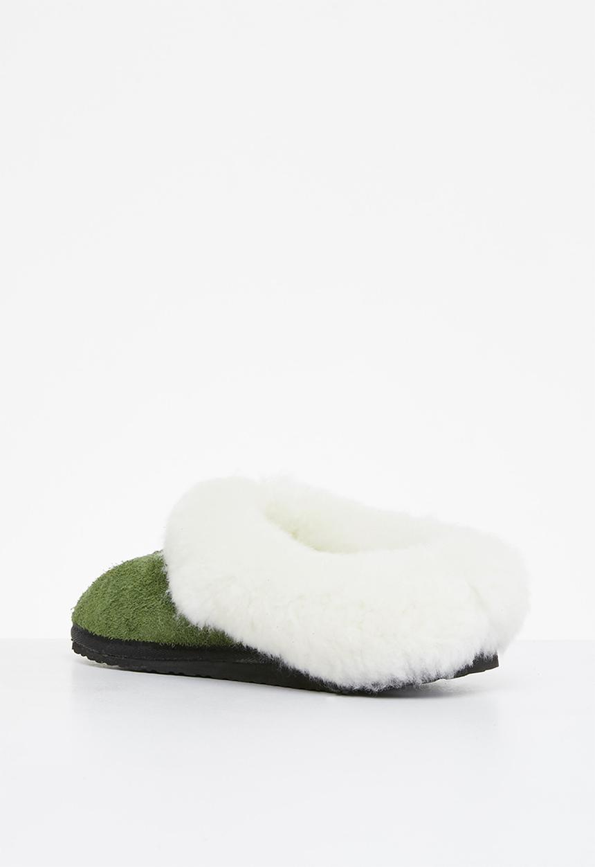Karu - Sleek suede slipper - gunston olive green