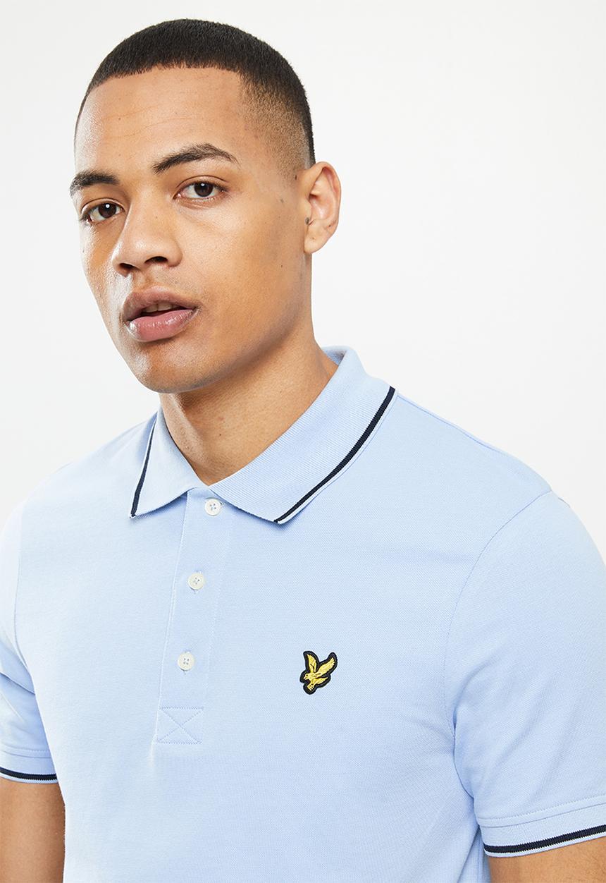Lyle & Scott - Tipped polo shirt - light blue & dark navy