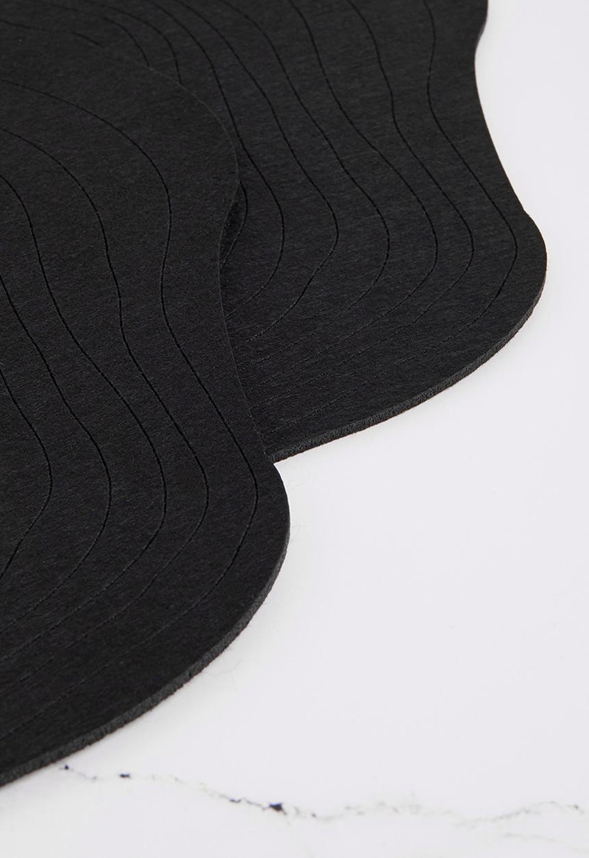 Sixth Floor - Contour placemat set of 4 - black