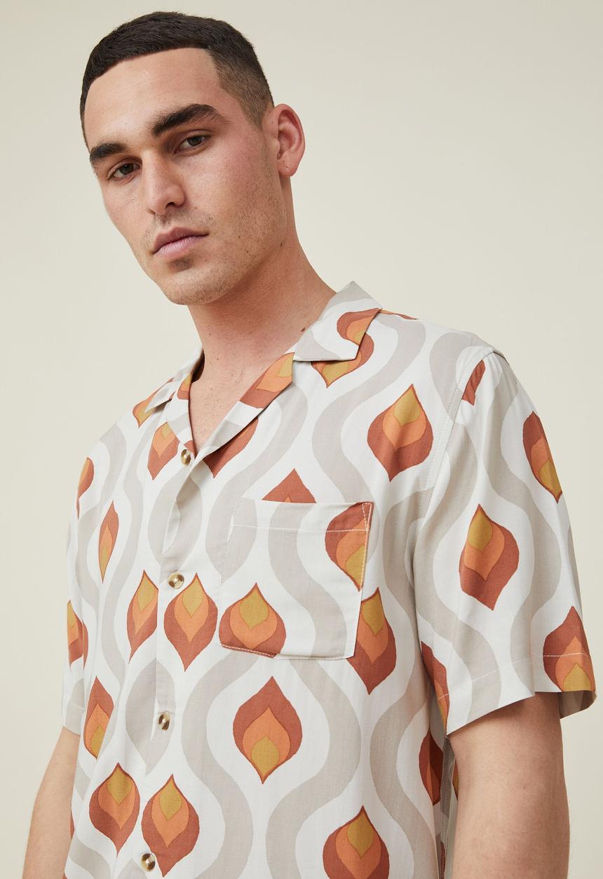 Cotton On - Riviera short sleeve shirt - ecru 70 s wallpaper