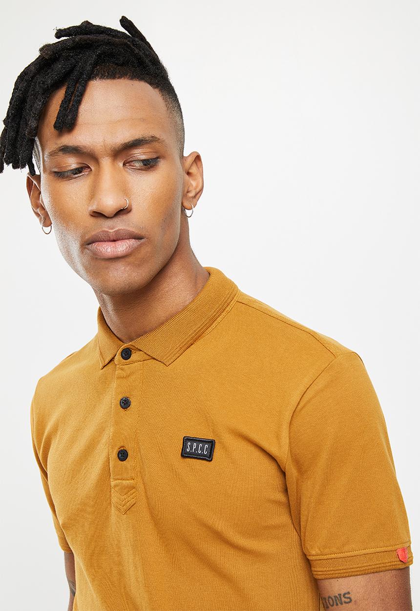 S.P.C.C - Diallo golfer - dark yellow