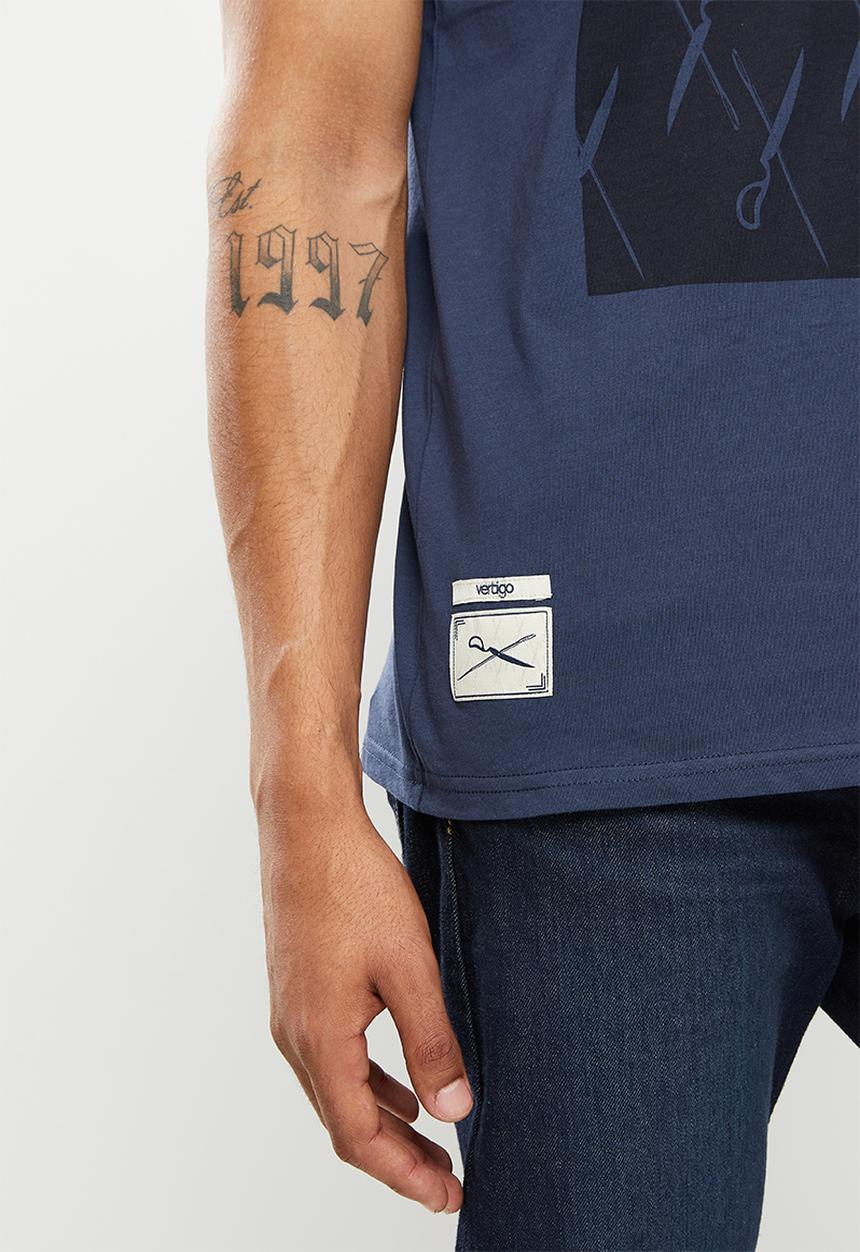Vertigo - Vertigo graphic printed crew tee - mood indigo