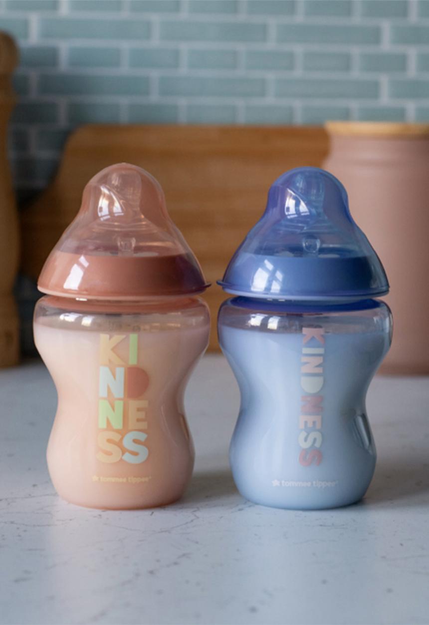 Tommee Tippee - Ctn 260ml decorated bottle - pink & blue