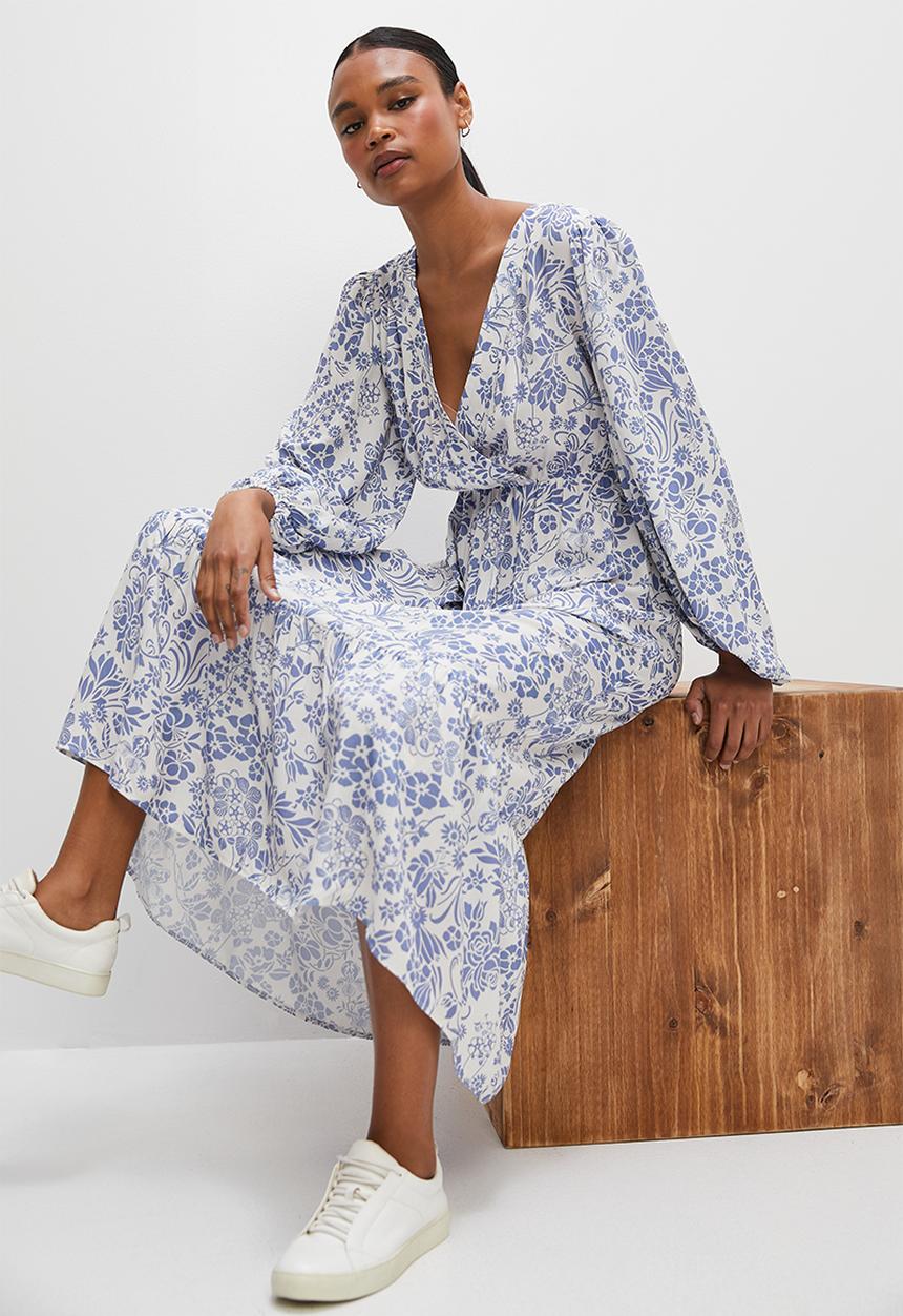 edit - Soft femme boho a-line midi - blue soft floral