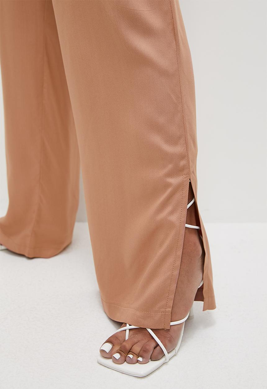 VELVET - Pull on wide leg trouser with vent - neutral
