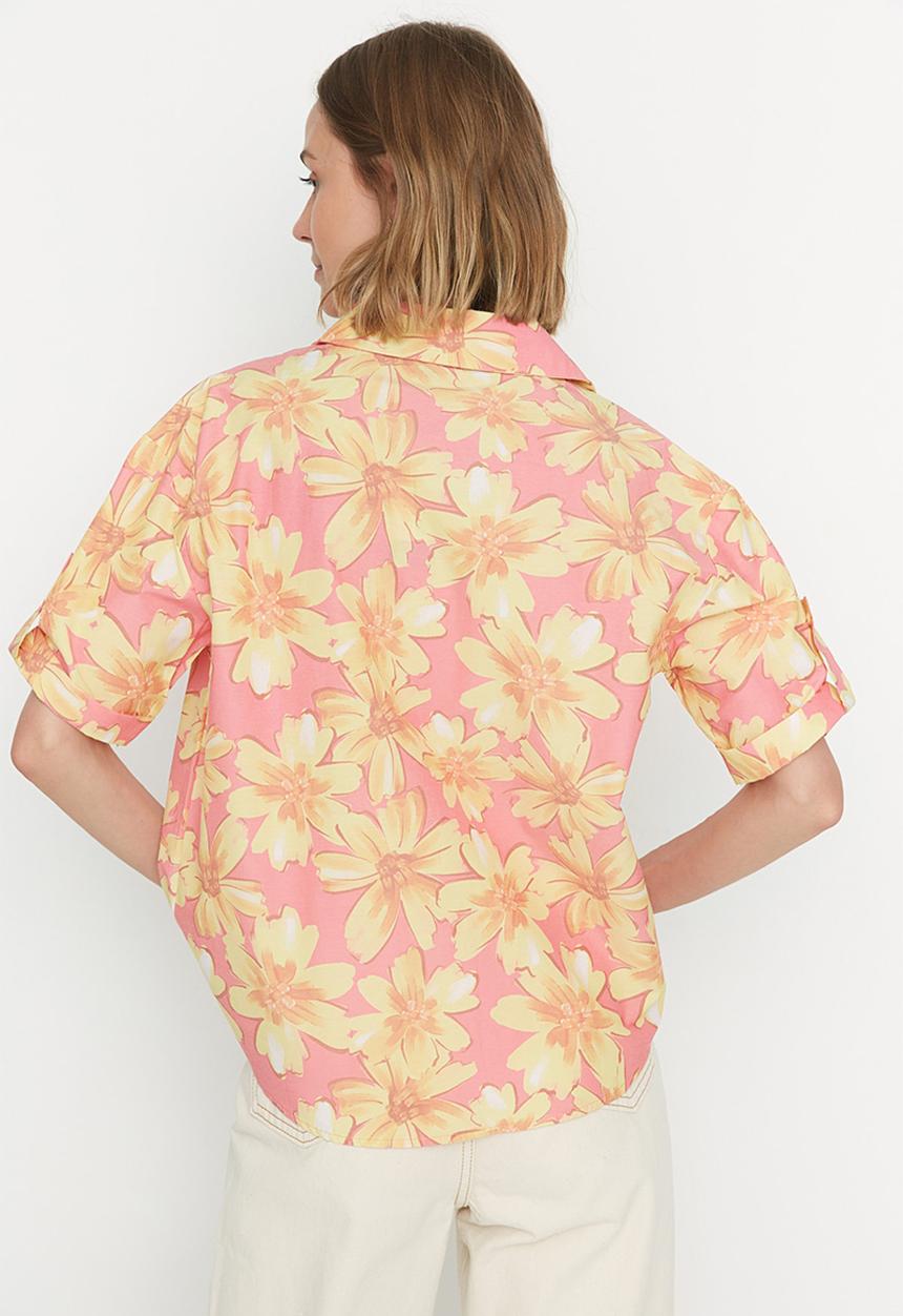 Trendyol - Tall printed short sleeve shirt - rose